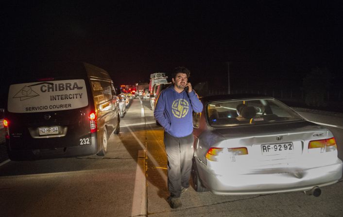 El sismo golpeó durante la hora punta, causando congestionamiento en algunas vías (MARTIN BERNETTI/AFP/Getty Images).