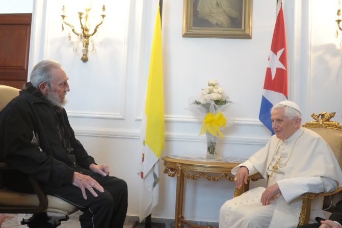 El papa Benedicto XVI visitó Cuba en 2012. Fue el segundo pontífice en visitar Cuba en la historia reciente de la isla.