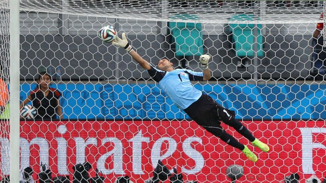 Keylor Navas pasó su primera temporada en el Real Madrid siendo el suplente de Iker Casillas en 2014.