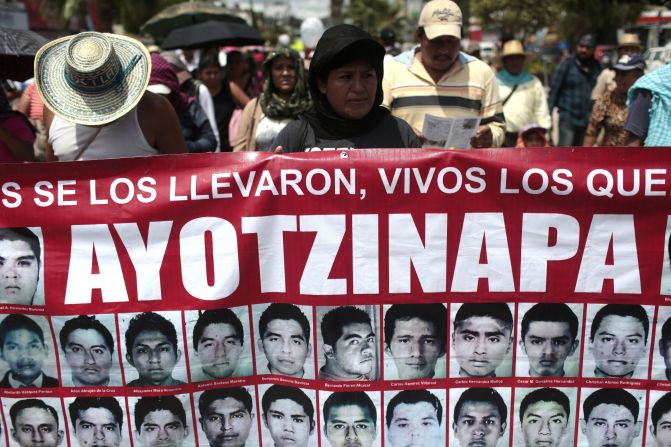 En Guerrero, también se realizaron movilizaciones por los estudiantes de la normal de Ayotzinapa (Pedro PARDO/AFP/Getty Images).