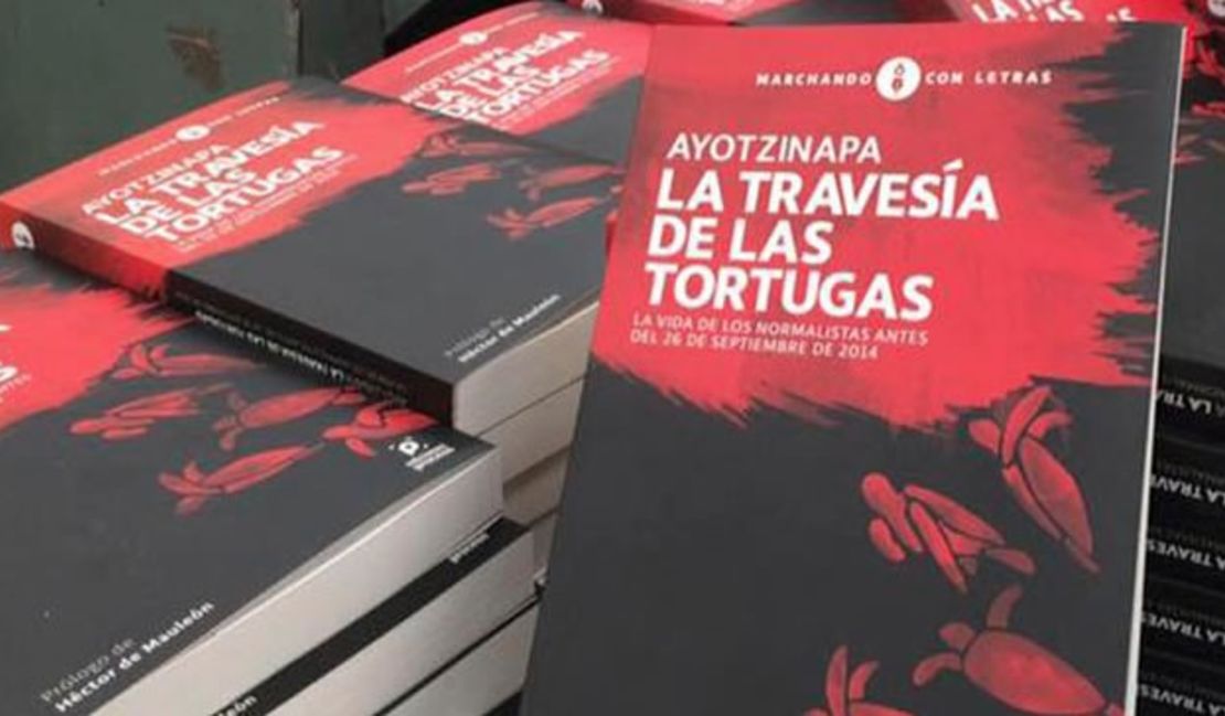 Portada del libro sobre las historias de los 43 normalistas desaparecidos en Iguala hace un año.