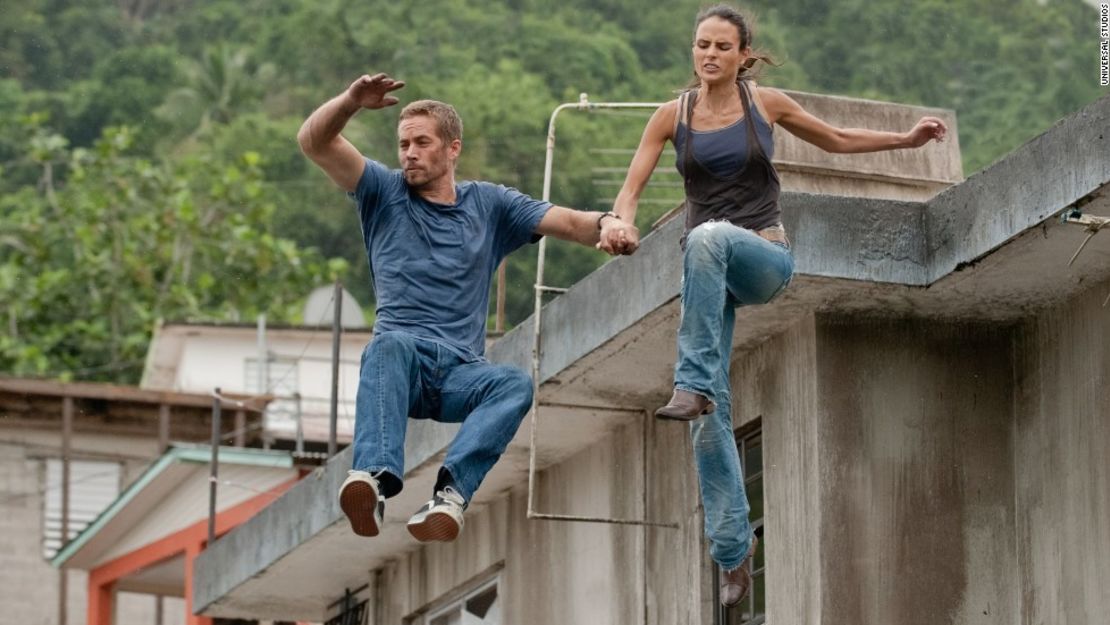 Walker y Jordana Brewster en la 5 entrega de Fast and Furious.