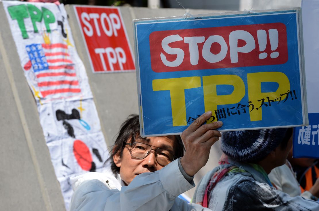 Ciudadanos de varios lugares del mundo han protestado contra el acuerdo Transpacífico. En esta imagen, las protestas en Tokio, Japón el 23 de abril de 2014.