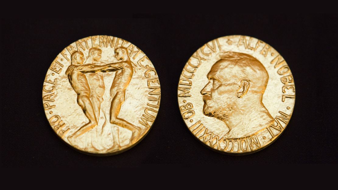 CNNE 216823 - nobel peace prize medal