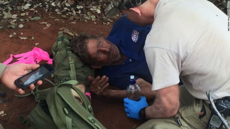 Reginald Foggerdy, de 62 años sobrevivió al desierto comiendo hormigas durante seis días.