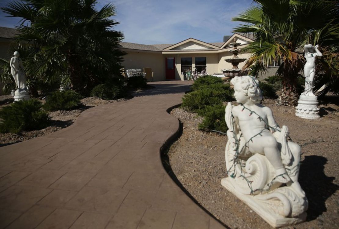 Una vista del exterior del Love Ranch, en Crystal, Nevada, donde Lamar Odom fue encontrado inconsciente (Alex Wong/Getty Images).