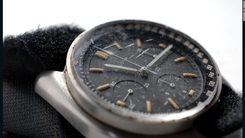 El reloj Bulova Chronograph fue usado por el comandante de vuelo del Apolo 15, Dave Scott.