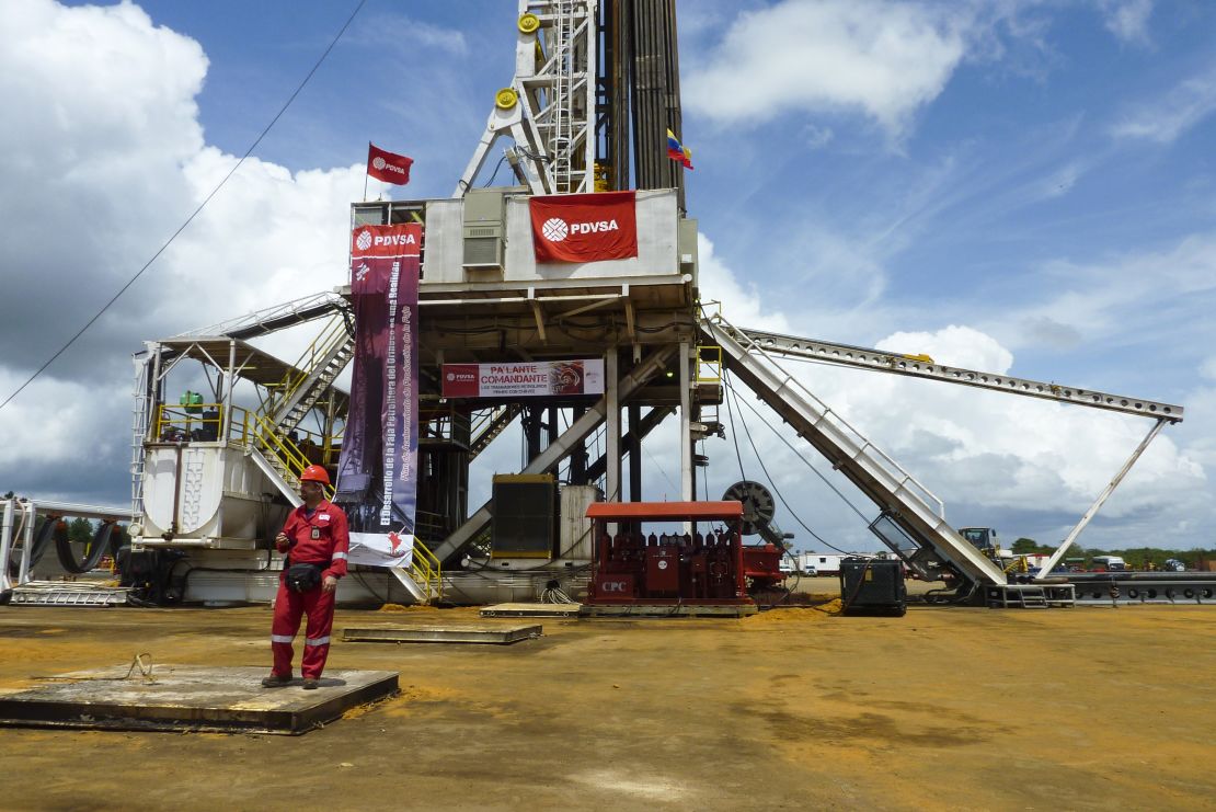 CNNE 221071 - an oil well operated by venezuela's stat