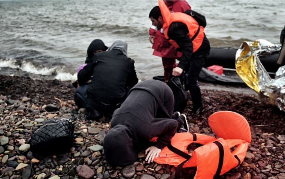 Las islas griegas situadas en el Mar Egeo son un destino común para las personas que desean entrar en la Unión Europea (ARIS MESSINIS/AFP/Getty Images).