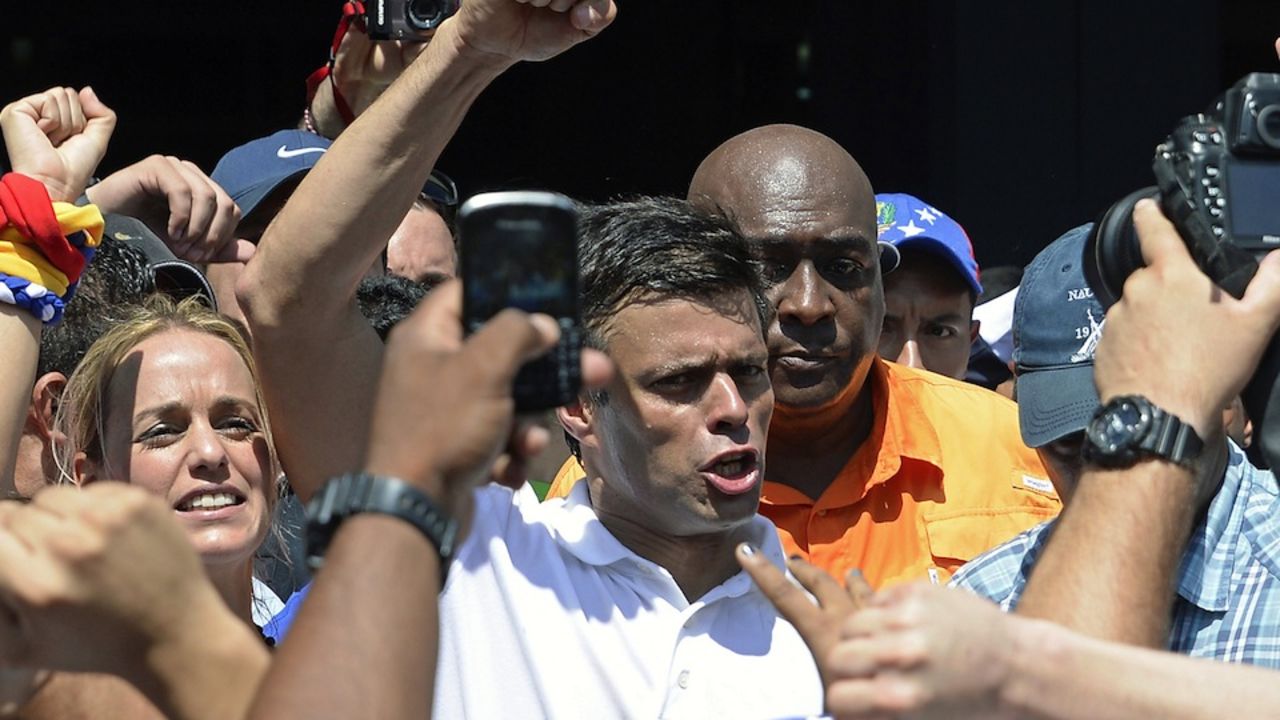 El líder opositor Leopoldo López durante la manifestación el 12 de febrero de 2014