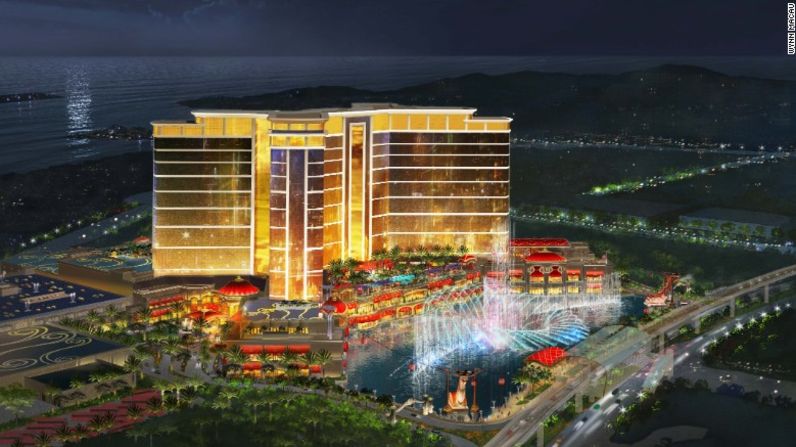 Un lago artificial - Los huéspedes en el Wynn Palace podrán subirse a las góndolas con aire acondicionado sobre un lago artificial hasta la puerta principal del hotel de 1.700 habitaciones en el primer semestre del 2016.