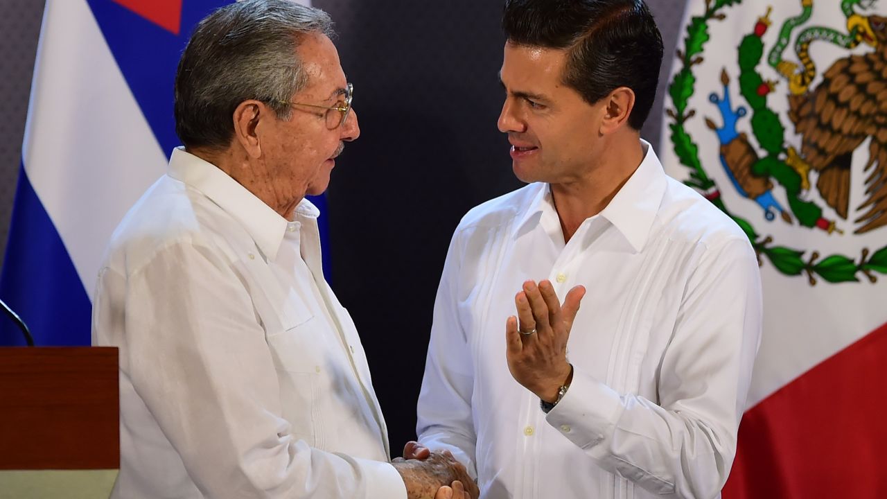 CNNE 226348 - mexico-cuba-pena nieto-castro