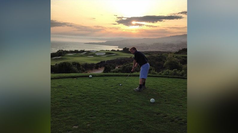 Trump National Golf Club, California, Estados Unidos – El variado paisaje detrás de este campo es la base perfecta para una puesta de sol. @ayojsnow estaba claramente encantado con su entorno: "¡Qué gran juego!", escribió.