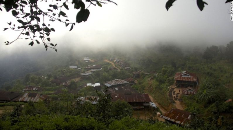 La villa de Pang Law, cubierta de niebla, se localiza en las montañas del estado Shan.