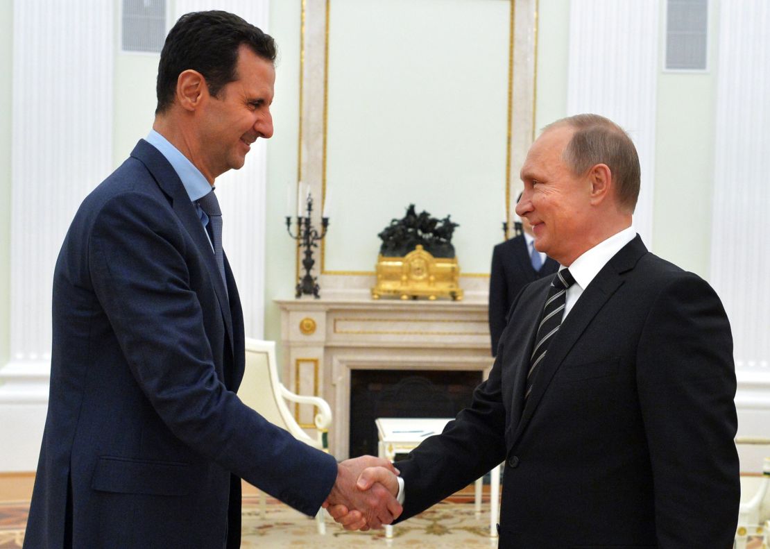 El presidente sirio Bashar al Assad visitó a Vladimir Putin el pasado 20 de octubre. Fue la primera visita al exterior que hizo al Assad desde que se desató el conflicto interno en su país.