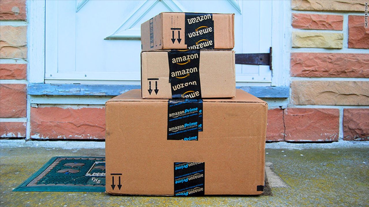 CNNE 231272 - 151102122416-amazon-boxes-780x439