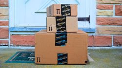 CNNE 231272 - 151102122416-amazon-boxes-780x439