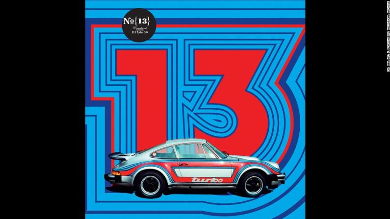 'Porsche Sounds' es un nuevo libro, producido en colaboración con Historical Archives of Porsche AG (archivos históricos de Porsche AG) y Porsche Club GB. El jefe de los archivos, Dieter Landenberger, conserva una selección de imágenes y sonidos. Dice que, personalmente, su favorito es el Porsche 911. Esta imagen, seleccionada de "Porsche Sounds", muestra el 911 Turbo 3.0.