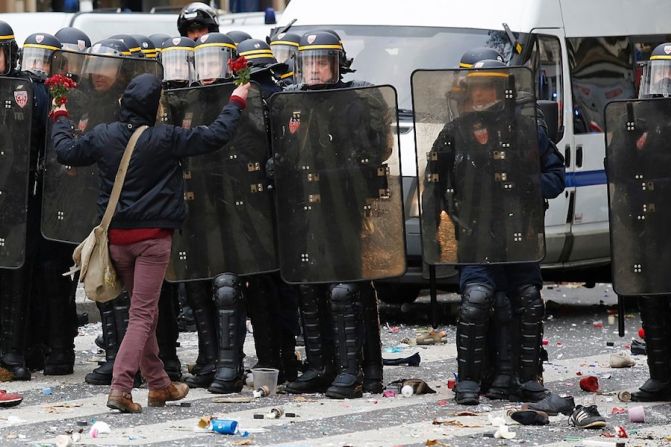 La manifestación no estaba autorizada debido al estado de emergencia vigente en Francia (FLORIAN DAVID/AFP/Getty Images).