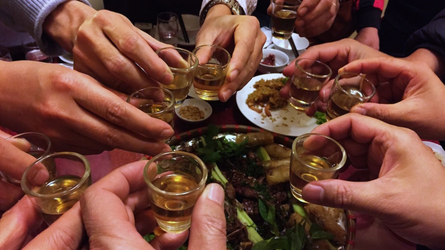 CNNE 234559 - vietnam-health-social-alcohol