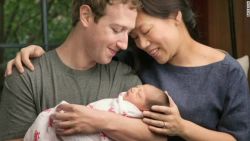 CNNE 235543 - 151202121858-cnnee-vo-cafe-zuckerberg-gives-donation-00001830-story-top