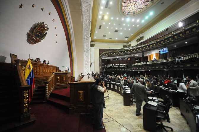 La segunda sesión de la Asamblea Nacional de Venezuela fue suspendida esta semana y el Tribunal Superior de Justicia la declaró en desacato. Imagen de archivo.