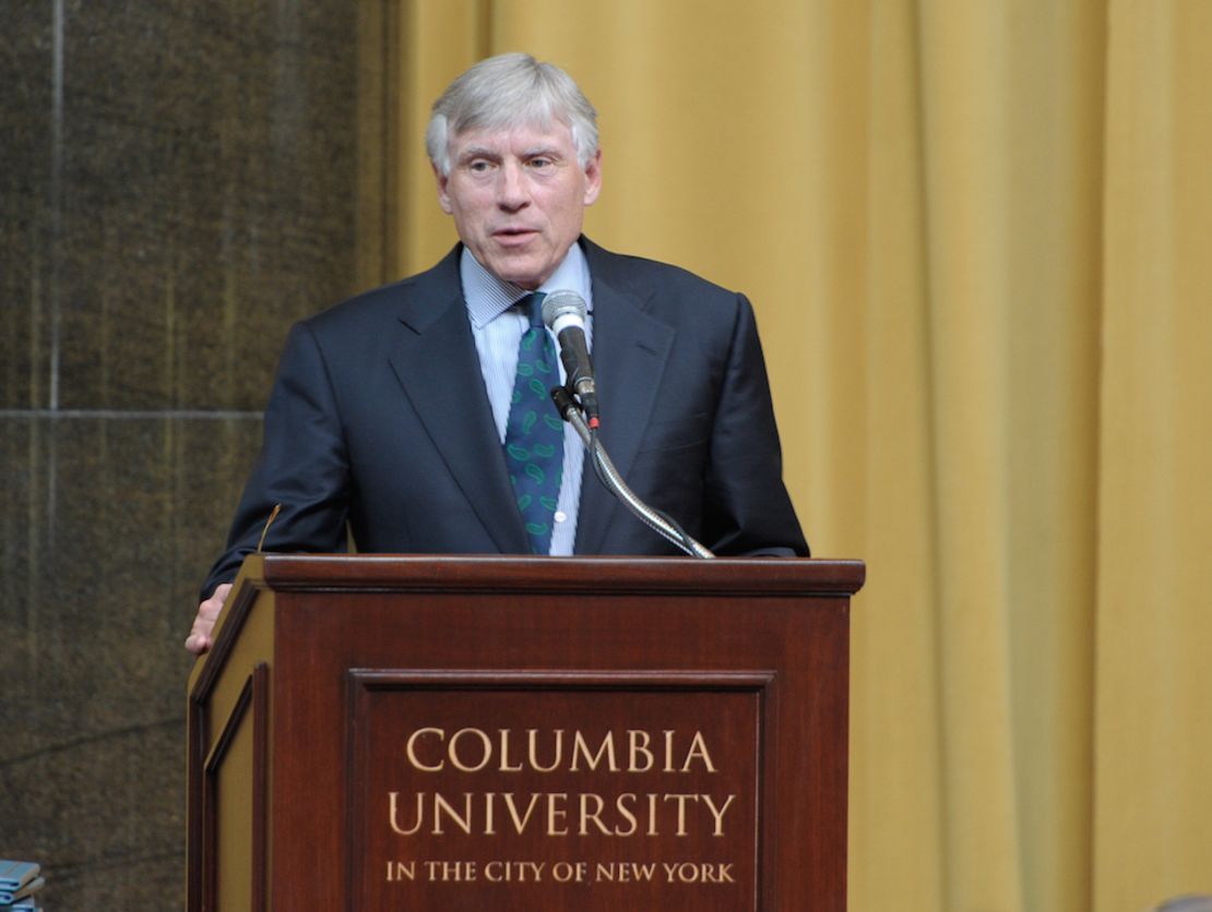 Lee Bollinger, presidente de la Universidad de Columbia.