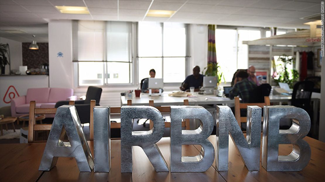 CNNE 237795 - airbnb office