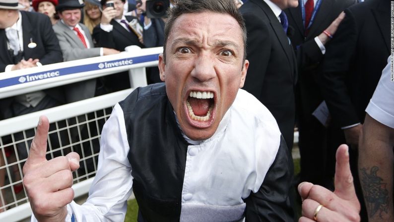 Frankie Dettori ha coronado un triunfal 2015 al ganar uno de los mejores premios de los jockeys.