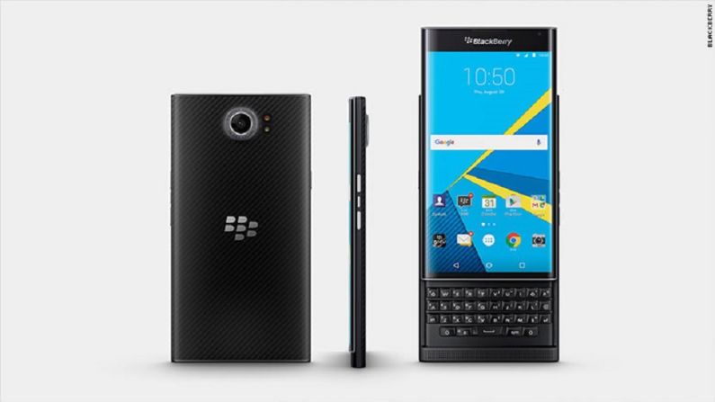 BlackBerry Priv, 700 dólares.