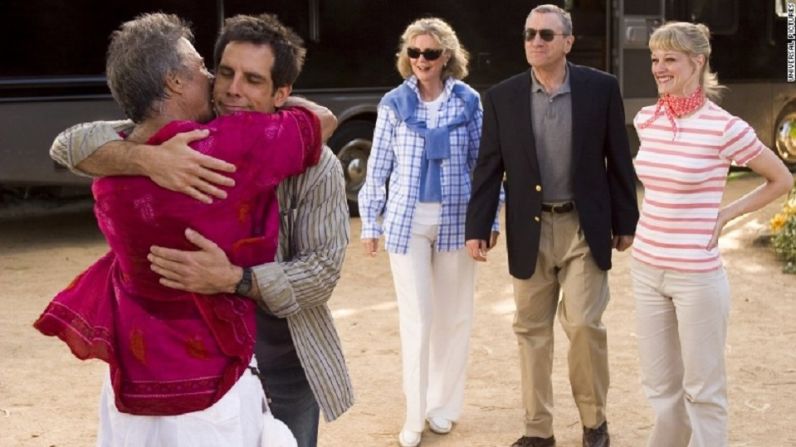 Meet the Fockers -- Una comedia protagonizada por Ben Stiller quien interpreta a Greg Focker, un hombre que decide reunir a sus padres con los de su prometida.