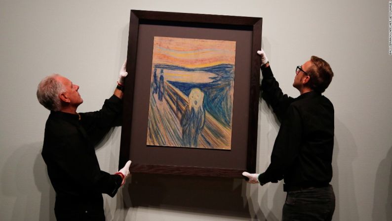 Edvard Munch, 'El grito' (1895). Pastel sobre cartón en el marco original — Precio de venta: 119'922.500 dólares — La venta del cuadro "El grito" de Edvard Munch al multimillonario Leon Black por 119,9 millones de dólares en 2012 marcó más que un nuevo récord en el arte: esta fue la primera vez que un cuadro en pastel, en lugar de en óleo o pinturas acrílicas, llegó al punto de alcanzar tal precio. Esto en parte se debió a la abrumadora popularidad y a la fama internacional de la imagen, al igual que al hecho de que es la única versión del trabajo característico de Munch que no es propiedad de un museo.