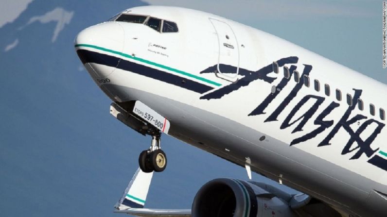 Alaska Airlines — Con sede en Seattle, Alaska Airlines no solo obtiene una alta calificación por su seguridad, sino también por ser una de las pocas aerolíneas que tienen Wi-Fi en la mayor parte de su flota, según AirlineRatings.com.