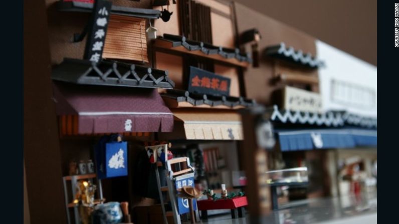 "Tokio" - Su versión en miniatura de Tokio es en realidad del pasado y además captura sus sentimientos nostálgicos del tiempo en el que creció en la ciudad.