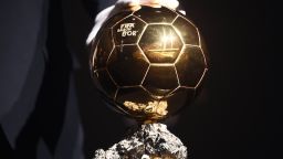 Estos son los jugadores de fútbol que han ganado en más ocasiones el Ballon d'Or. (OLIVIER MORIN/AFP/Getty Images) →