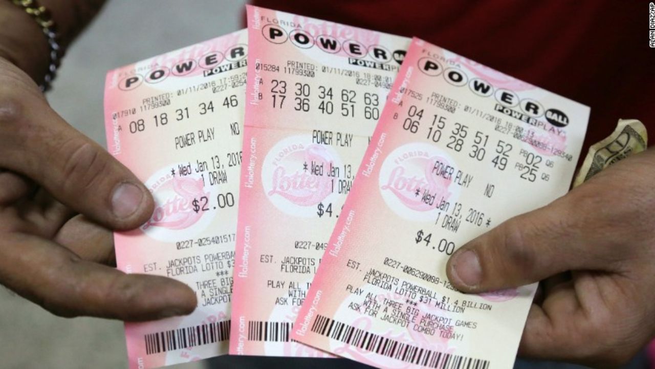 CNNE 247508 - 160112104150-02-powerball-tickets-0112-exlarge-169