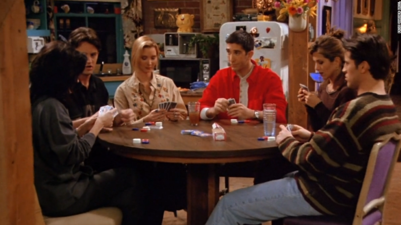 "Una noche de póker". Las confrontaciones chicos vs chicas eran geniales, y éste donde 'Ross' hace patente su amor por Rachel se convirtió en un clásico.