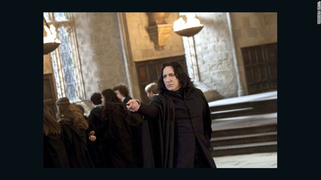 Rickman es reconocido por su papel como el profesor Snape en las películas de Harry Potter.