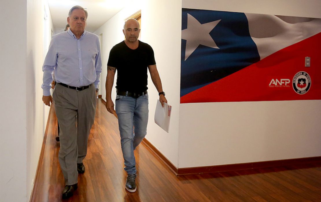 Jorge Sampaoli y el presidente de la ANFP, Arturo Salah