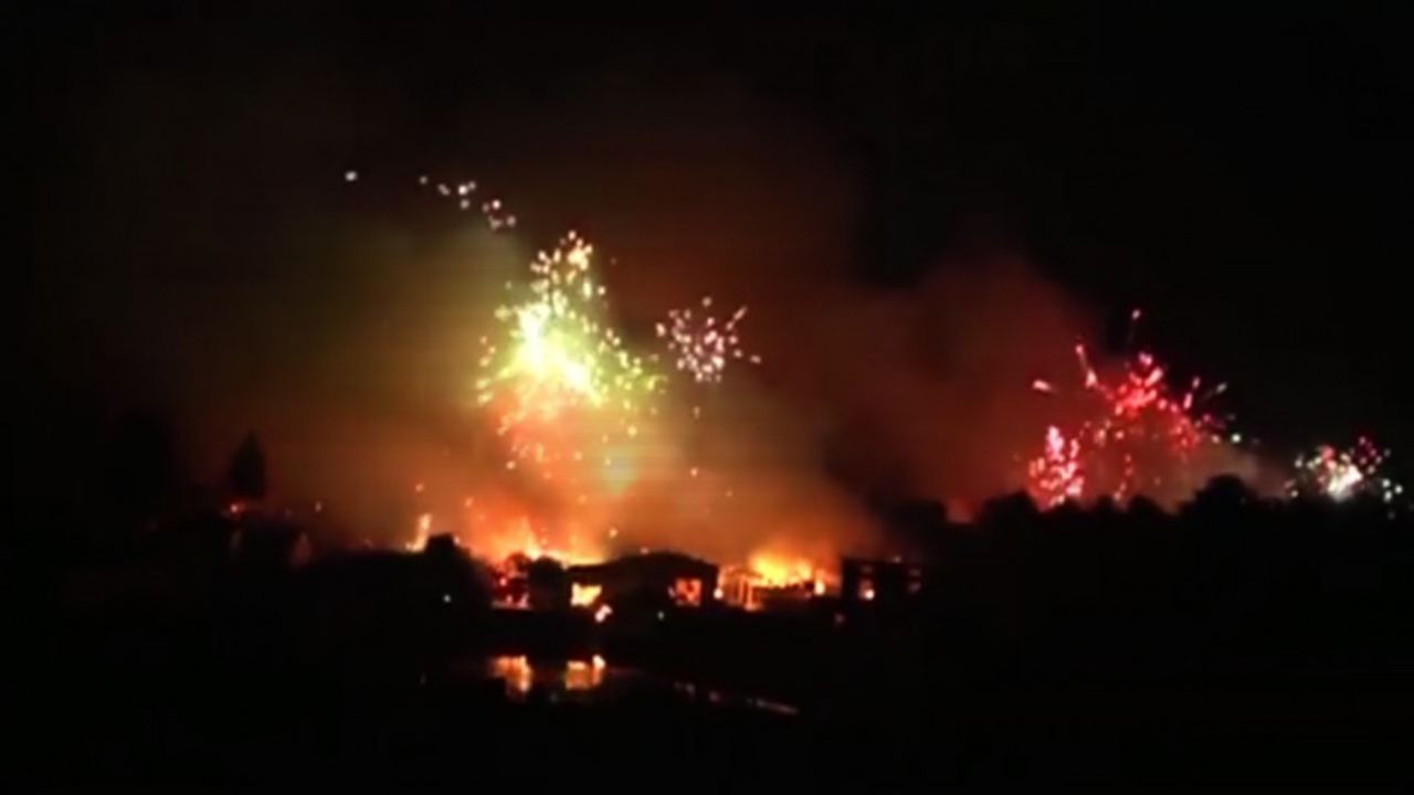 CNNE 249640 - china- fireworks blast