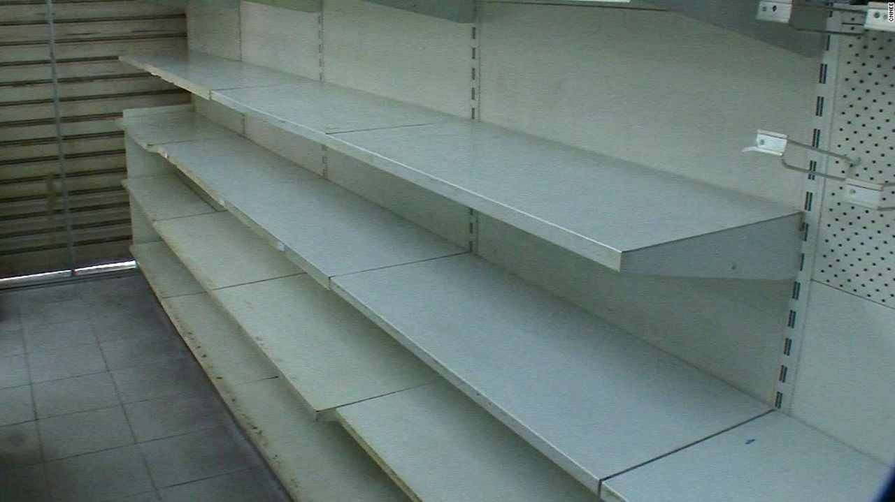 CNNE 251379 - 160127120630-cnnee-pkg-castellanos-medicine-scarcity-in-venezuela-00013509-super-169