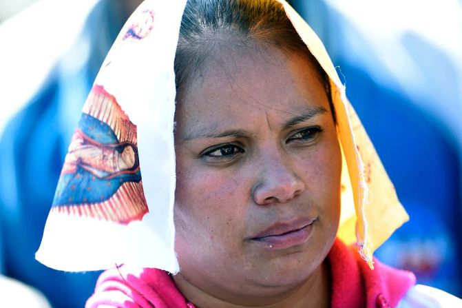 14 de febrero de 2016 - Fieles católicos participan en la misa al aire libre de Francisco en Ecatepec.