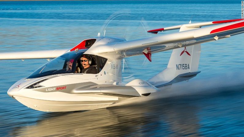 El Icon A5 es parte de una nueva generación de aviones ligeros enfocados en el diseño que está sacudiendo la industria con nuevos conceptos.