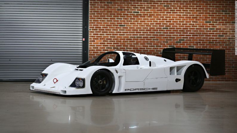 Porsche 962C, 1990 - Los altos precios se atribuyen al reciente aumento de la popularidad de la marca Porsche, y el estatus de celebridad de Seinfeld.