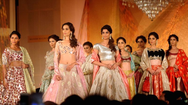 En fotos: La más reciente colección Regal Threads de Manish Malhotra | CNN