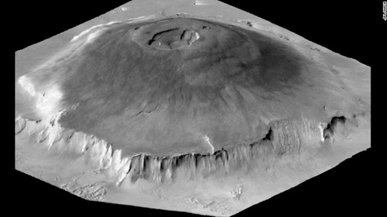 El Monte Olympus en la región marciana de Tharsis, el volcán más grande que se conoce en el Sistema Solar.