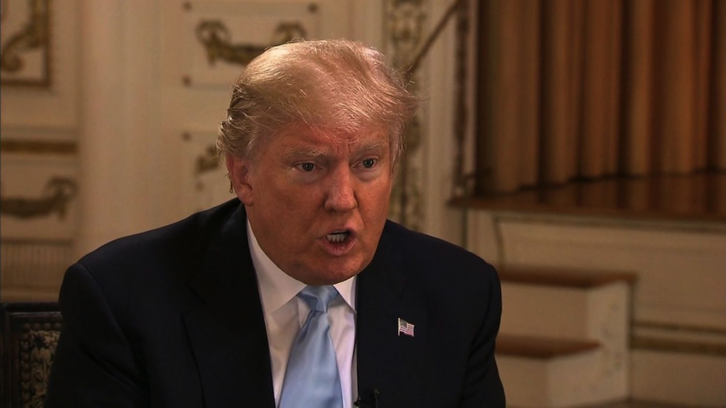 Donald Trump durante una conversación con Anderson Cooper, en Florida.