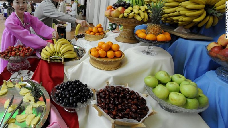 Iniciativa para gestionar los residuos de alimentos de la industria de hoteles/cruceros - Sí, sí. Sabemos que su política de reutilización de toalla no solo se trata de ahorro de dinero... pero su credibilidad ecológica está en riesgo si toda esa comida del buffet no consumida se va directamente a la basura.