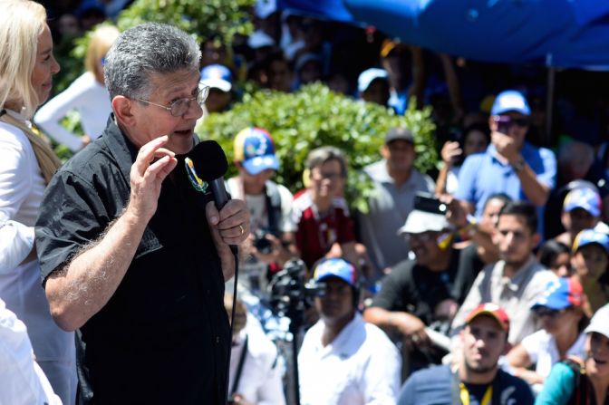 El presidente de la Asamblea Nacional, Henry Ramos Allup, criticó que Maduro haya convocado a una protesta contra el decreto de Obama.