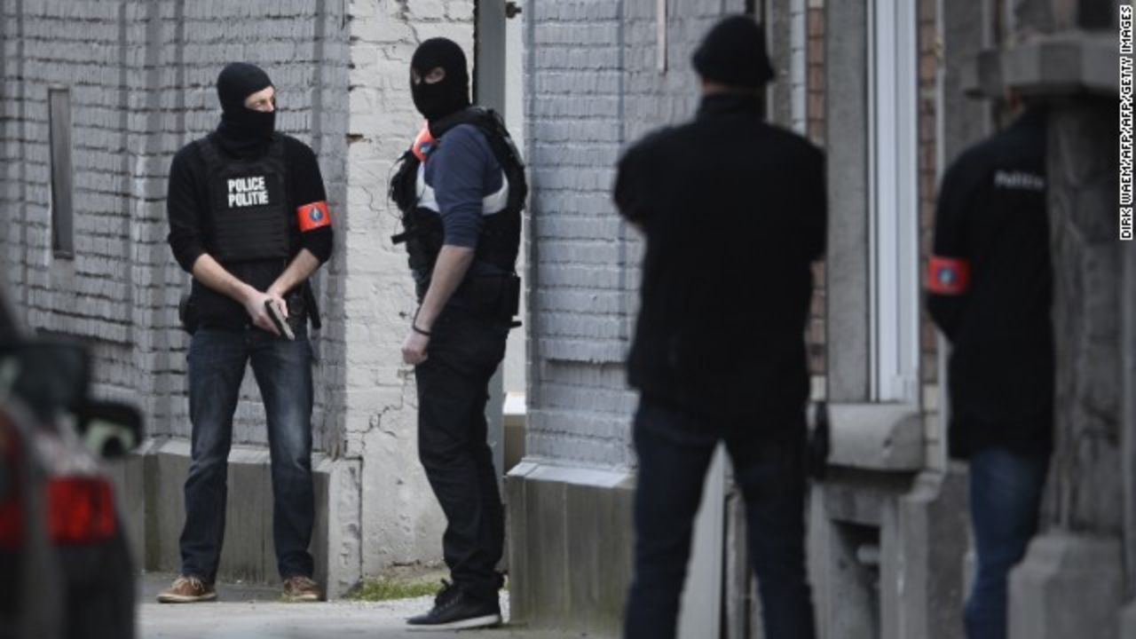 CNNE 266461 - 160315152209-brussels-police-officers-story-top